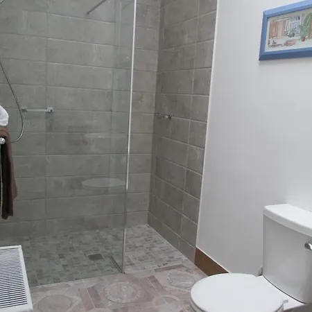 Bed & Breakfast Carriglea House 3*